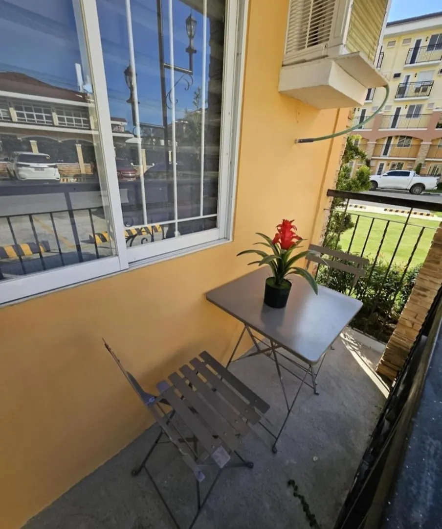 Hotel Your Davao Home At Arezzo Place Davao